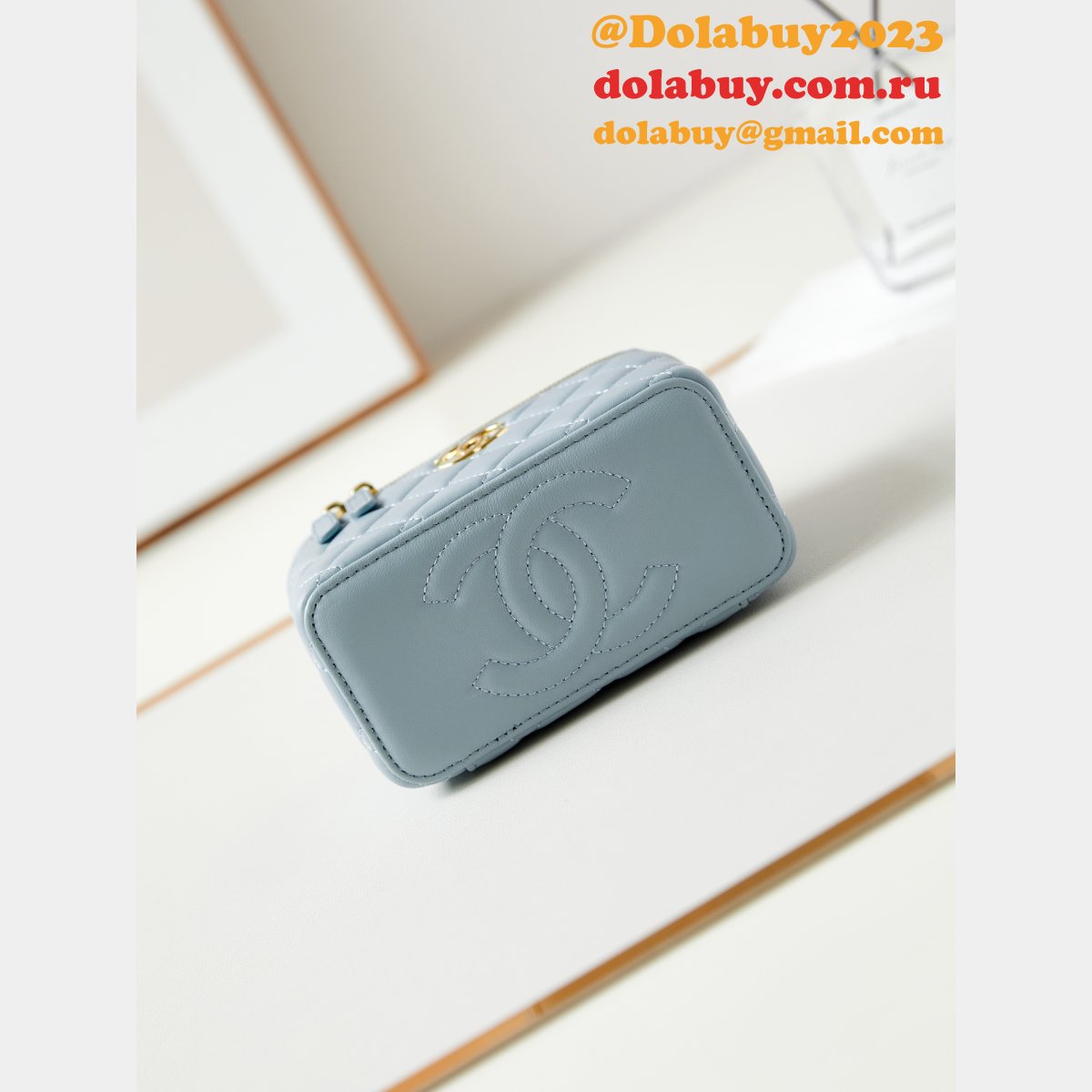 7 Star chane 24A lambskin Cosmetic bag AP3820