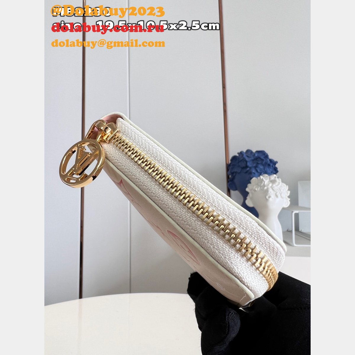 Perfect Louis Vuitton Zippy Wallet H27 M82290 Replica Bag