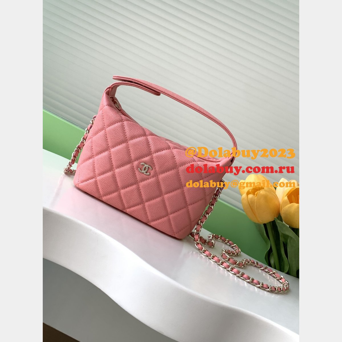 Top Quality Replica AP4386 Clutch Chain 7 Star Bag