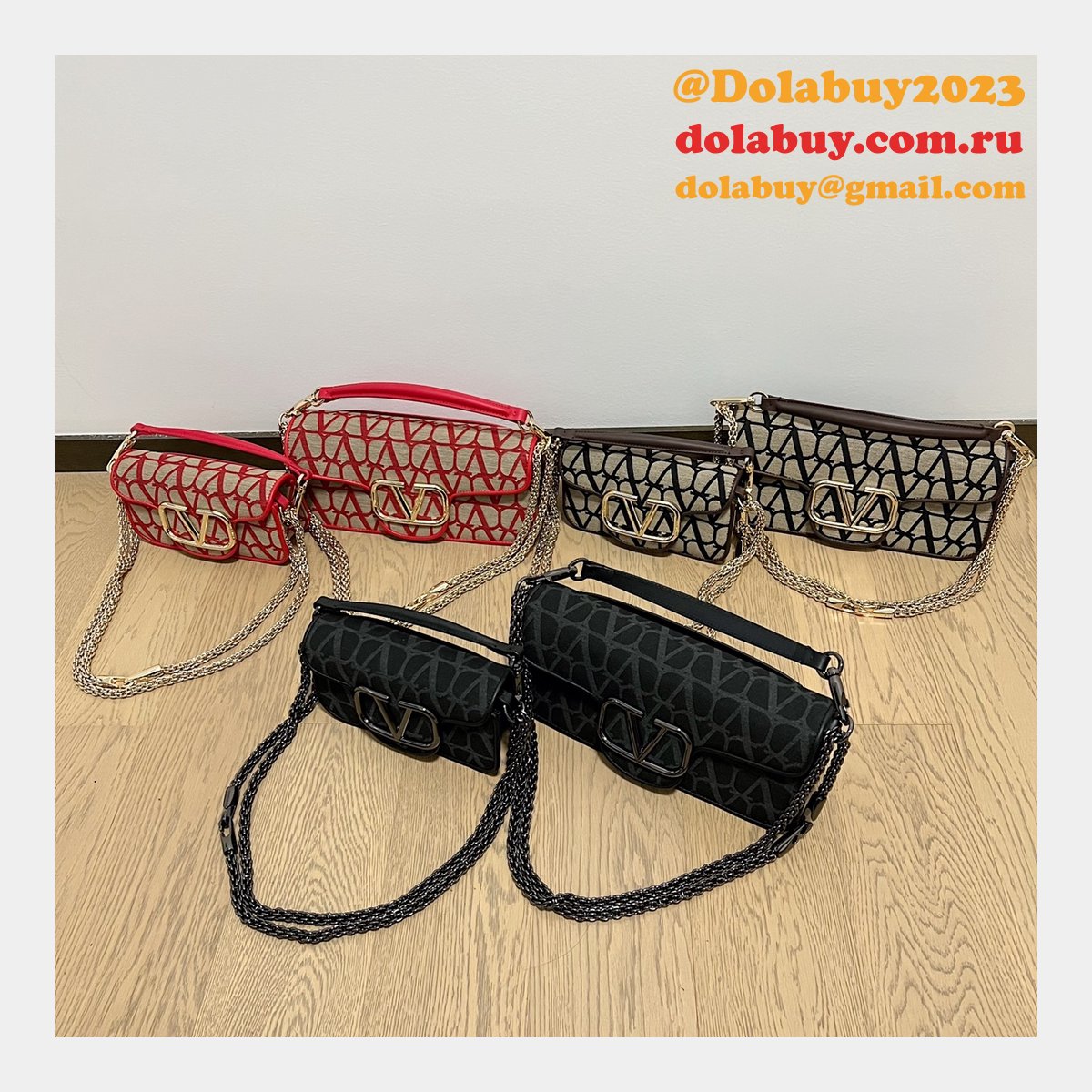 Shop Valentino Garavani 1133 Locò VLogo Signature Replica Bags Sale