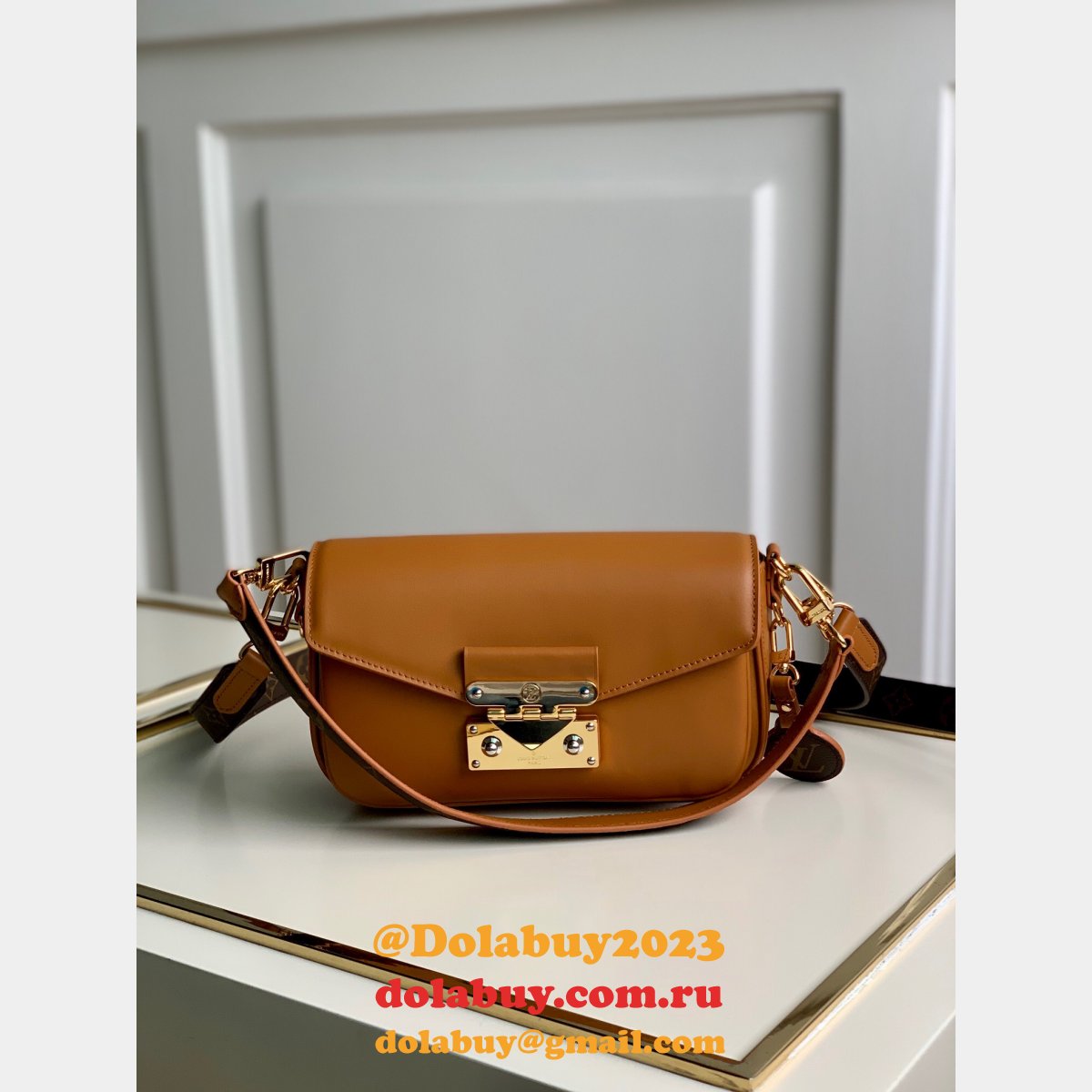 High Quality Perfect Louis Vuitton Fake M20395 2WAY Handbags