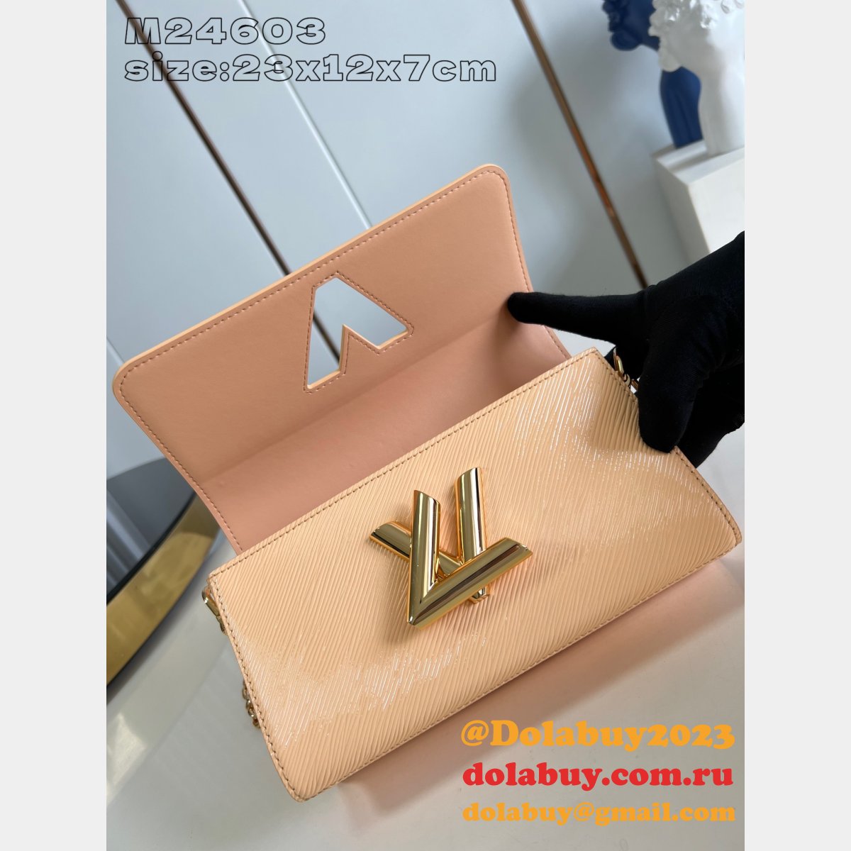 Louis Vuitton Designer Replicas Twist West Luxury M24603 Bag