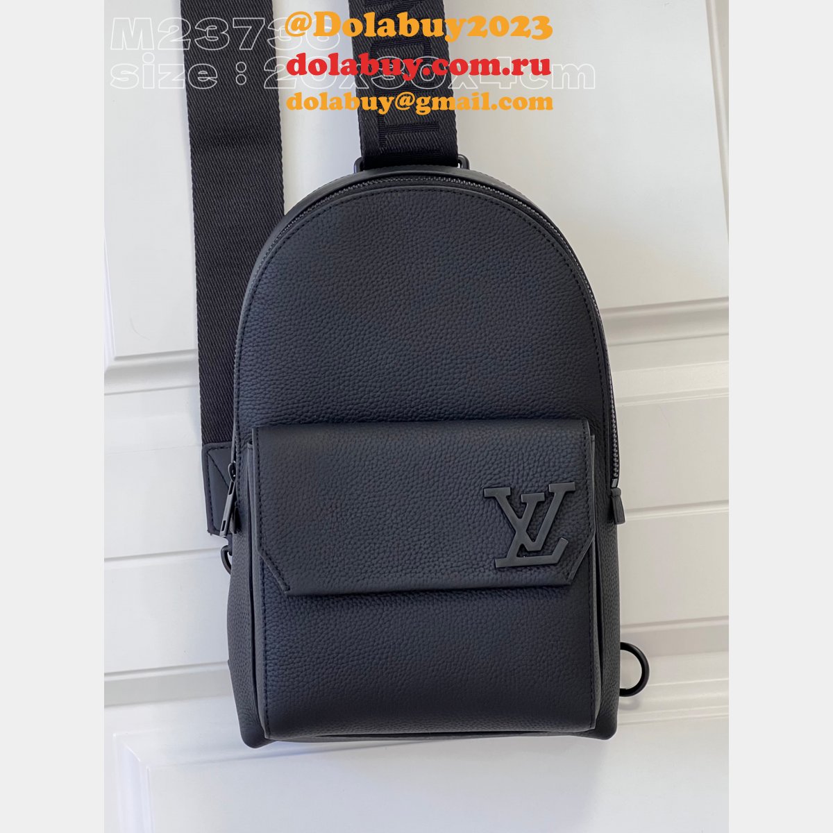 Replica Pilot Slingbag LV Aerogram 1:1 Mirror Louis Vuitton M23736 Bag