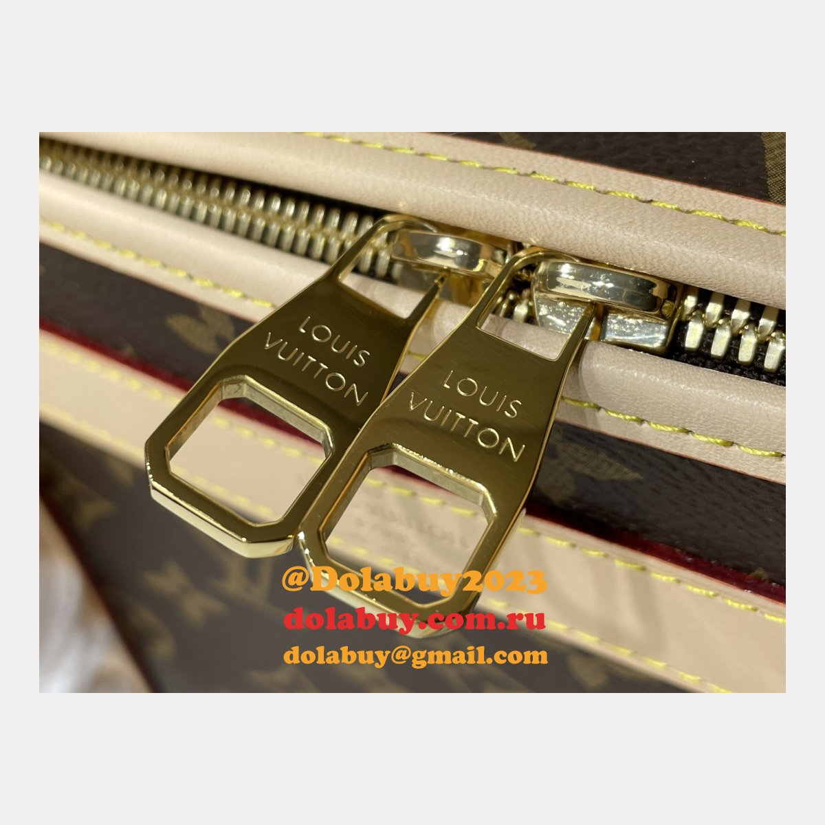 Dog Carrier M45662 Trunks and Travel Louis Vuitton Replica Store