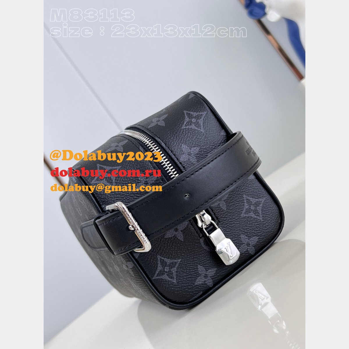 Locker Dopp Kit Monogram M83112 Men Replicas Louis Vuitton Travel