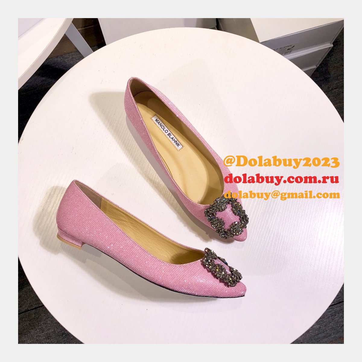 Cheap Manolo Blahnik Flat Shoes