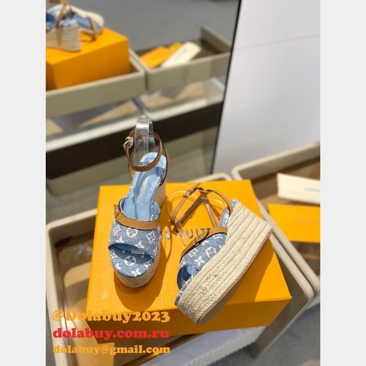 Wholesale LOUIS VUITTON Helios Wedge Sandal