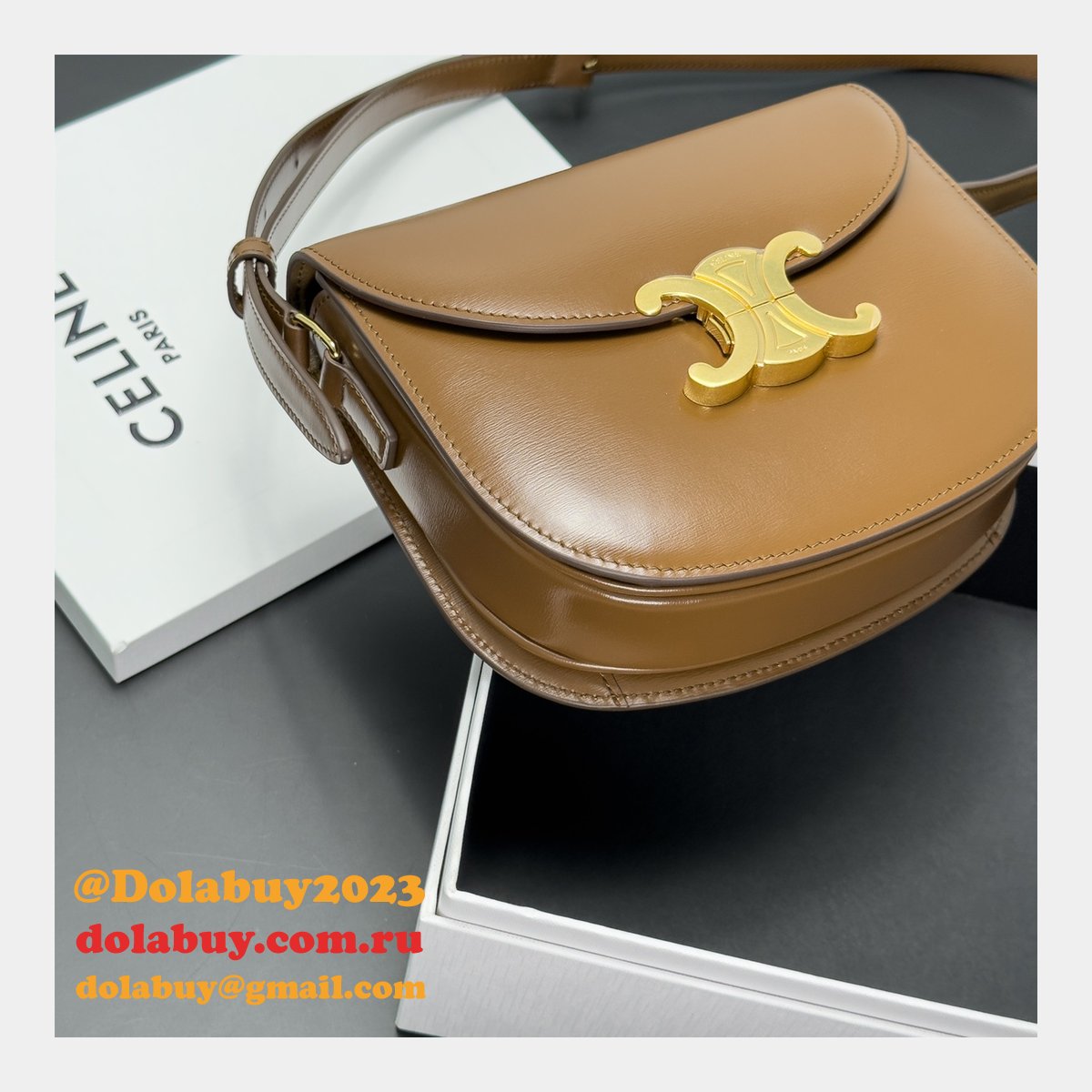 Designer Replica TEEN BESACE TRIOMPHE bag