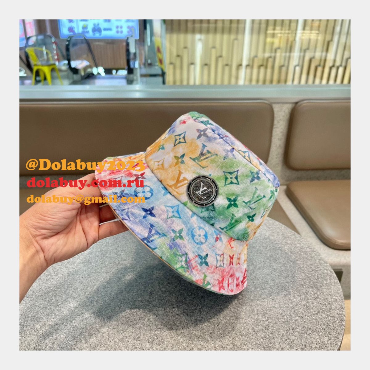 We provide Top Cheap AAA Louis Vuitton Replica Hats Outlet