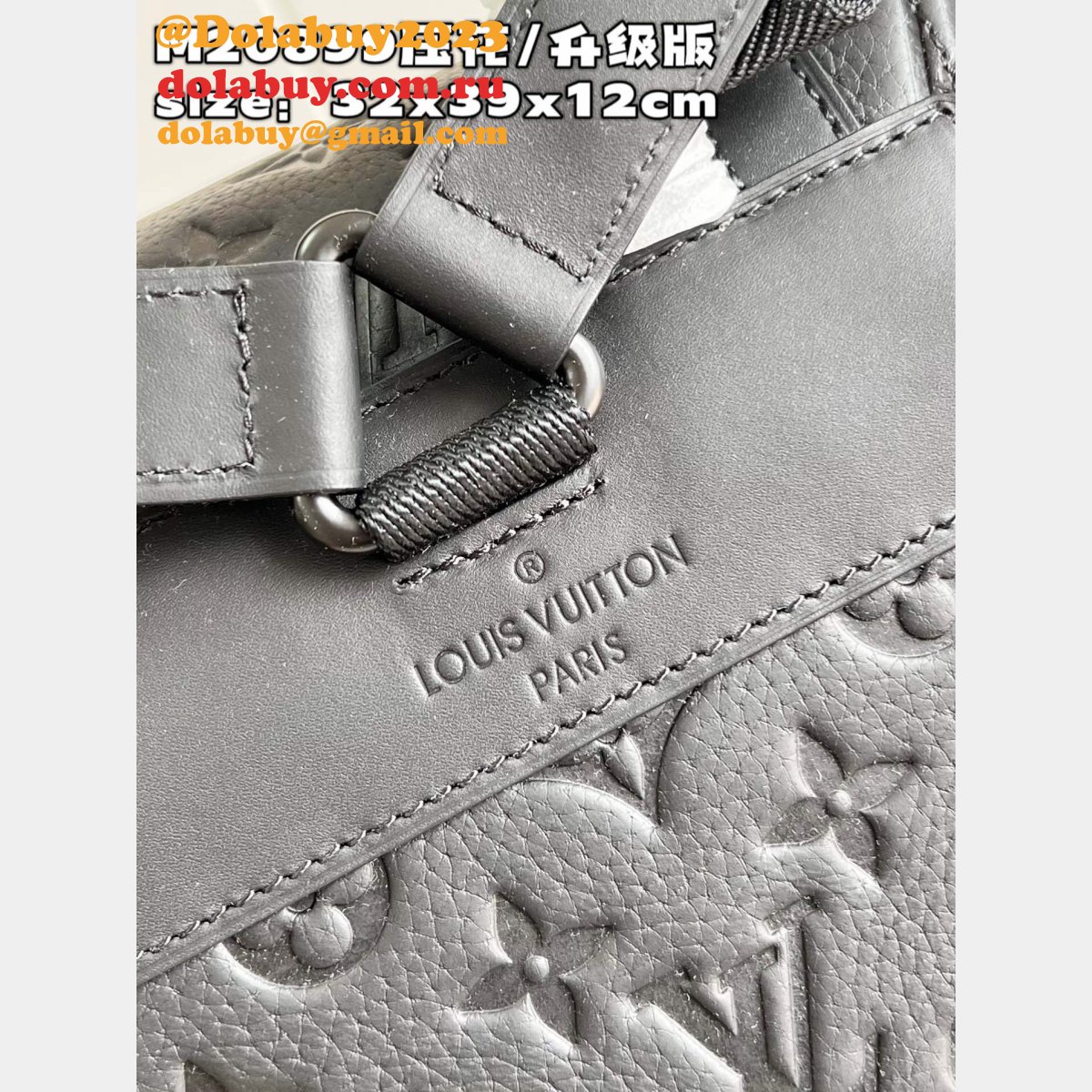 Louis Vuitton Christopher 7 Star M20899 Taurillon Men Bag