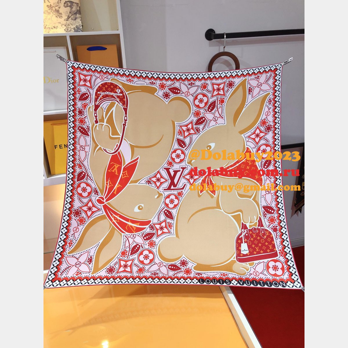 Louis Vuitton Double silk Scarves and Shawls Collection for Women