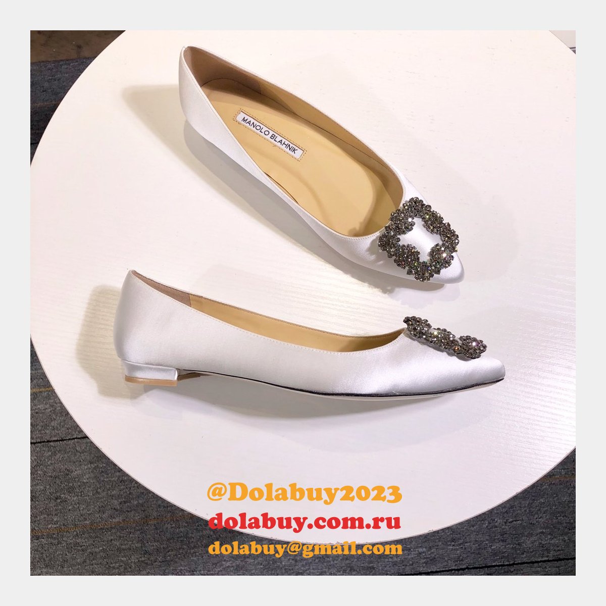 Cheap Manolo Blahnik Flat Shoes