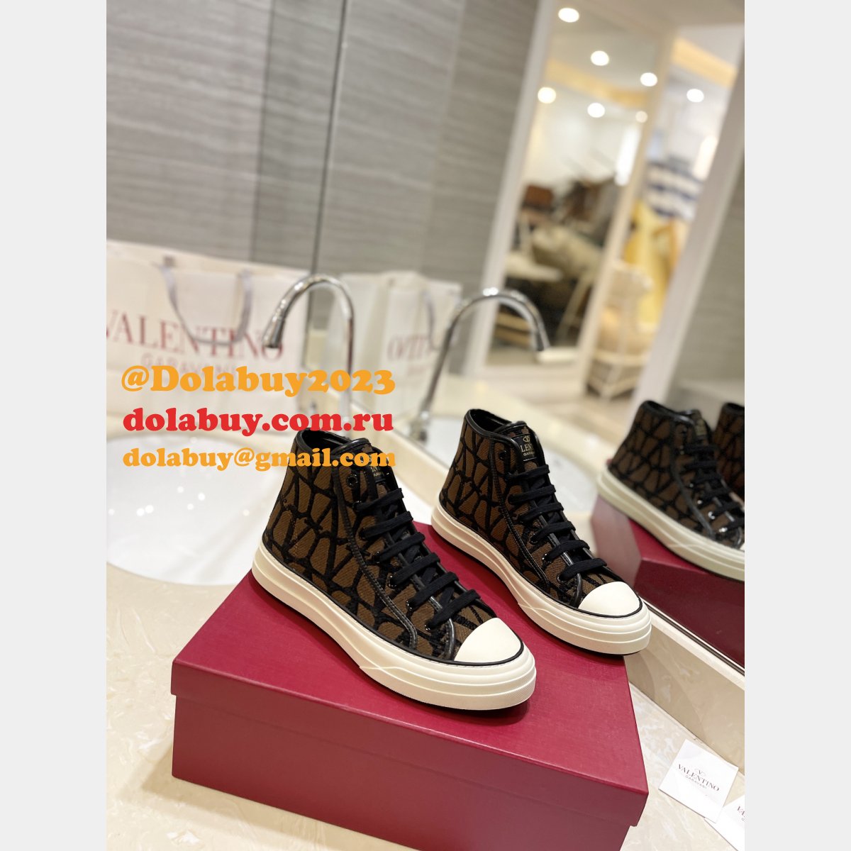 Valentino Sports Shoes Replica Factory Outlet Store Sale