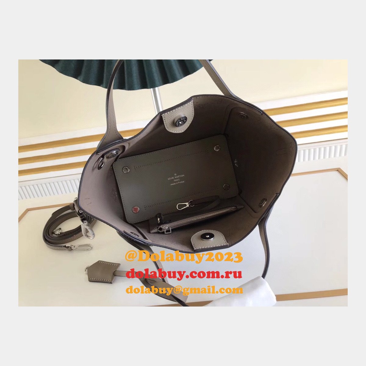 7 Star Louis Vuitton Mahina M54353/M54350 Hina Handbags