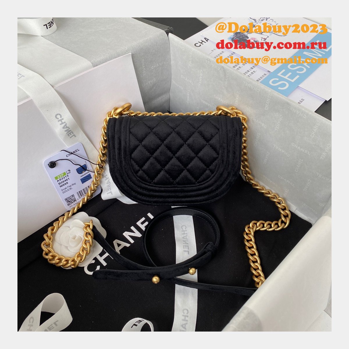 Wholesale Cheap 1:1 Replica AS3315 Messenger Boy Handbags