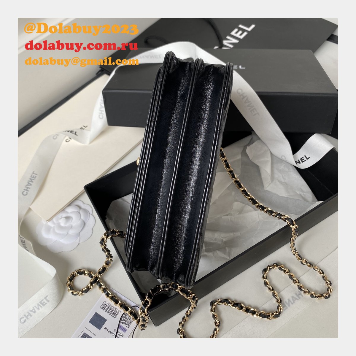 Designer Replicas AP3803 Clutches Shiny Perfect Chain Bag