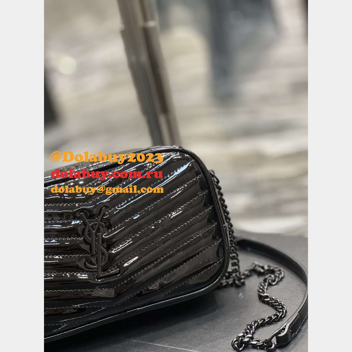 Cheap Replica Yves Saint Laurent Crossbody Camera 585040 Bag Sale