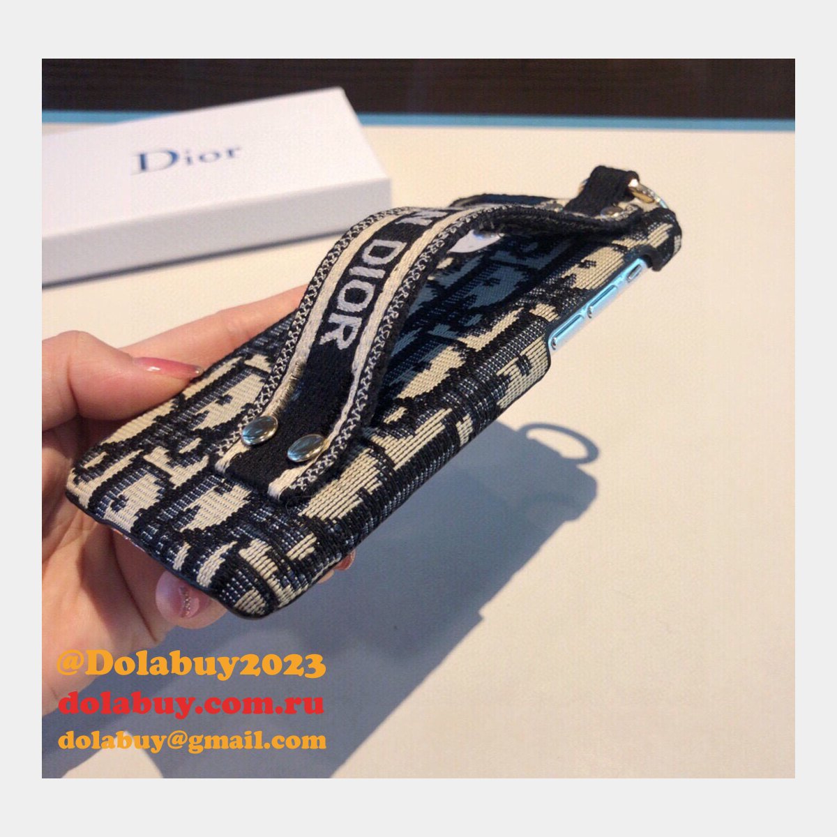 Fashion Phone cases & High-Tech Accessories