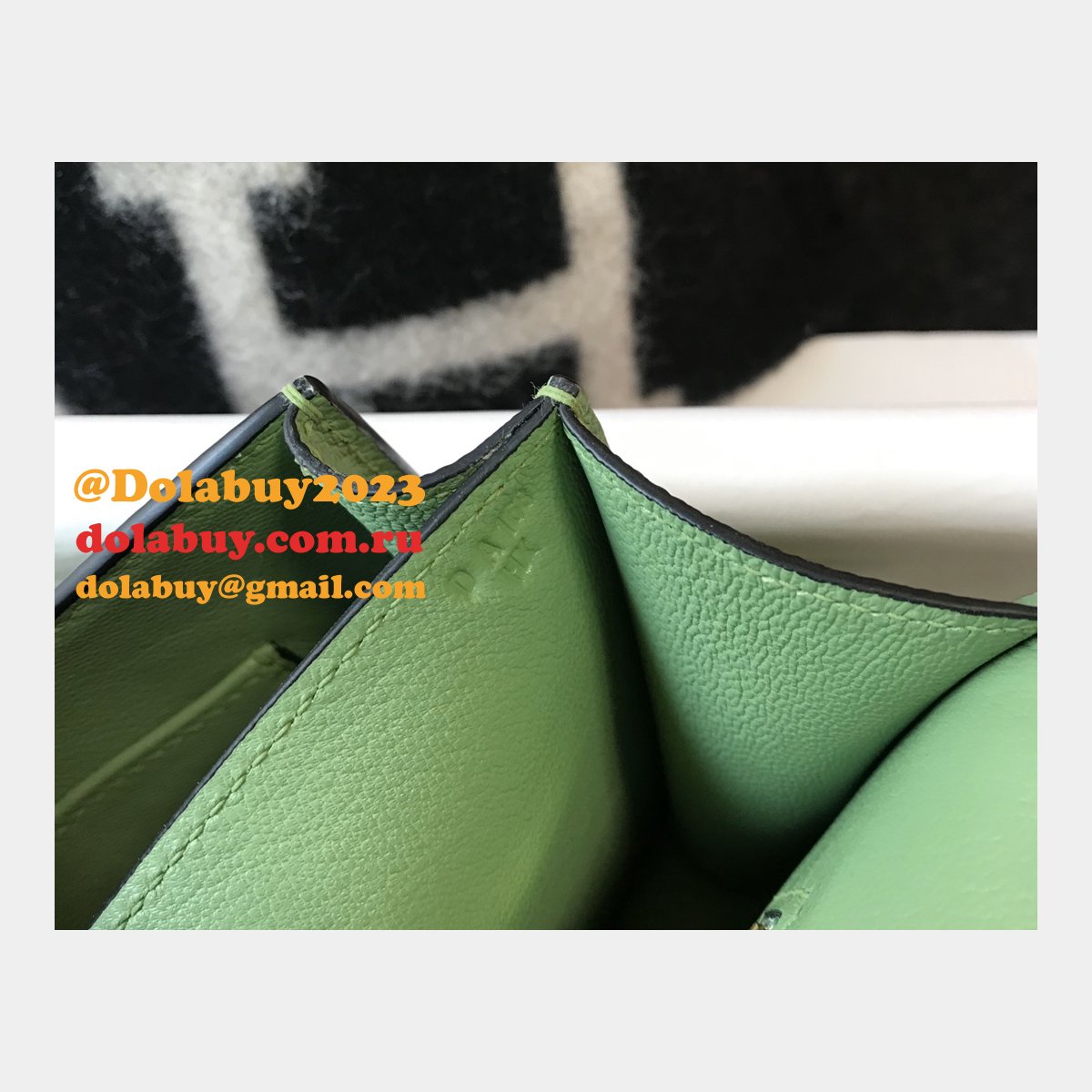 High Quality AAA Replica Hermes Constance 18/23CM Bag