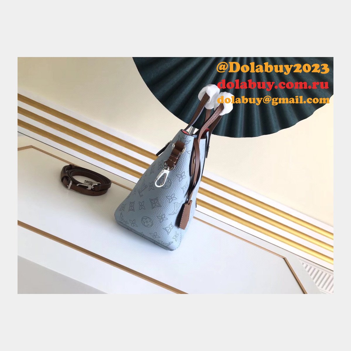 7 Star Louis Vuitton Mahina M54353/M54350 Hina Handbags