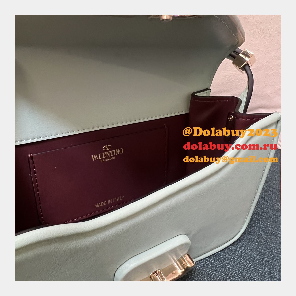 Wholesale VALENTINO GARAVANI LETTER VLOGO SIGNATURE handbag
