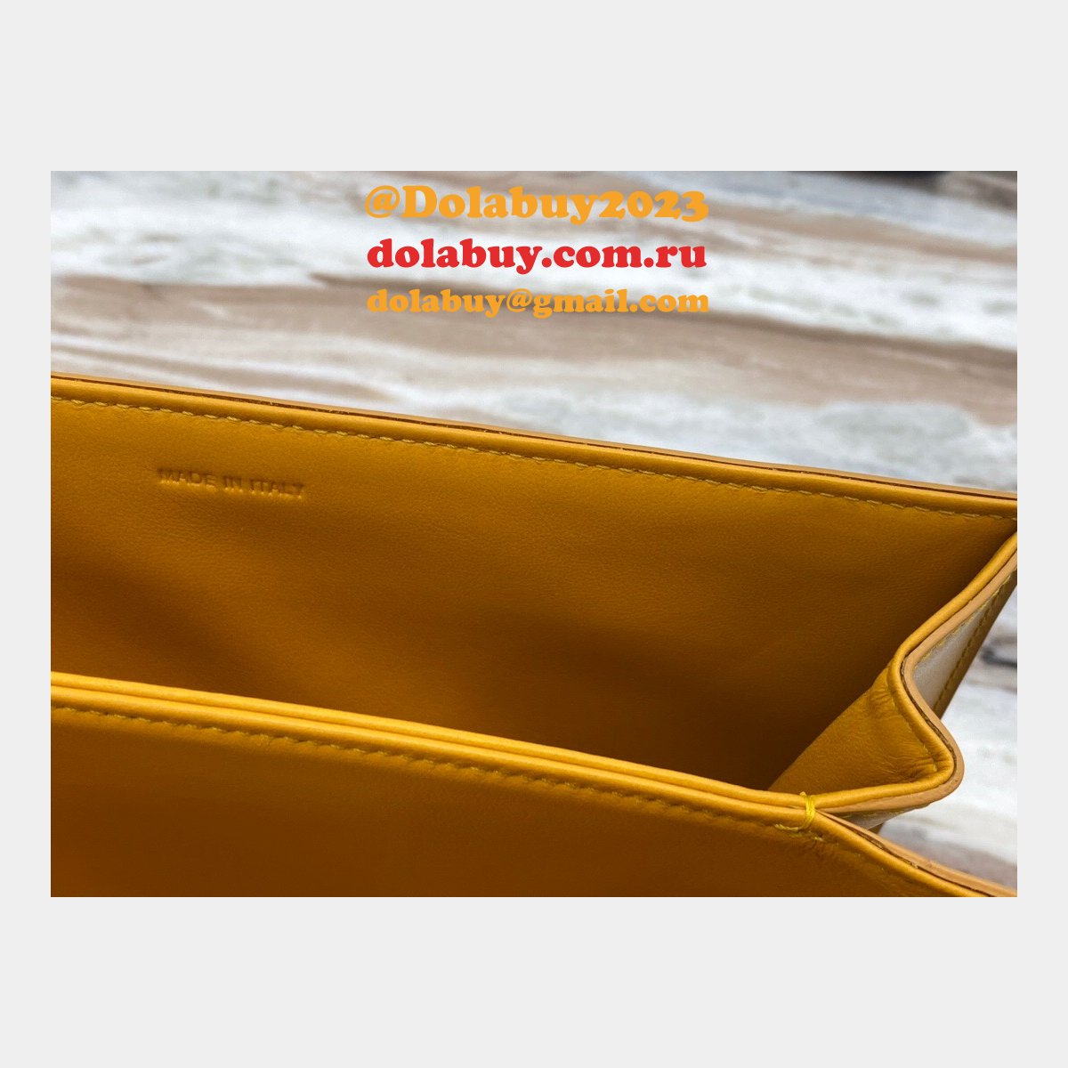 The Best Celine 1:1 Mirror Triomphe Replica Dolabuy 22cm Bag