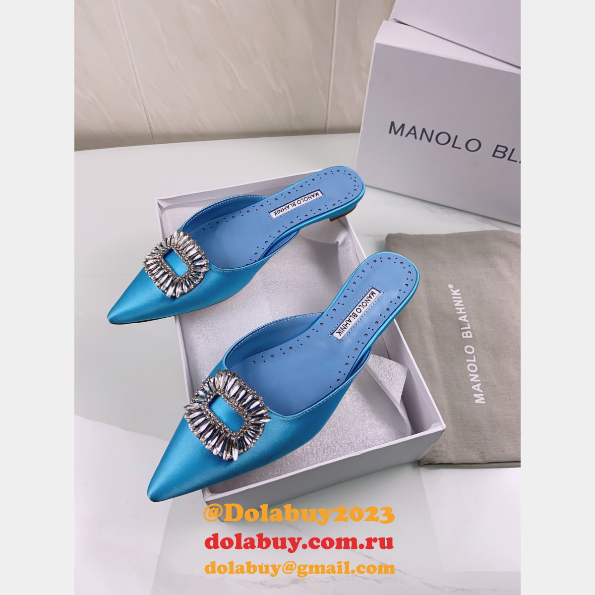 Replicas Manolo Blahnik Luxury Satin Pumps Dolabuy