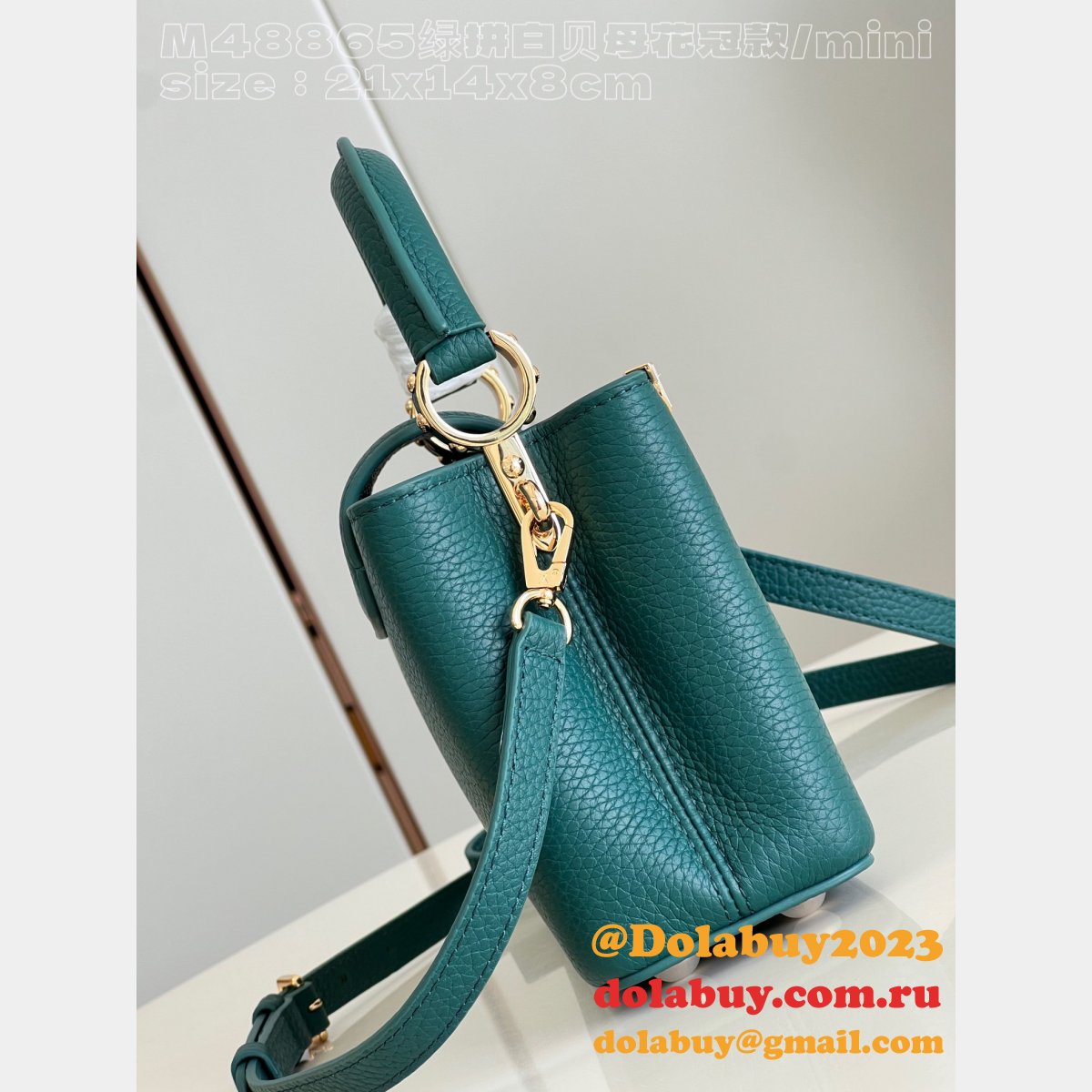 Wholesale M48865 The Capucines Designer Louis Vuitton Replica Bag