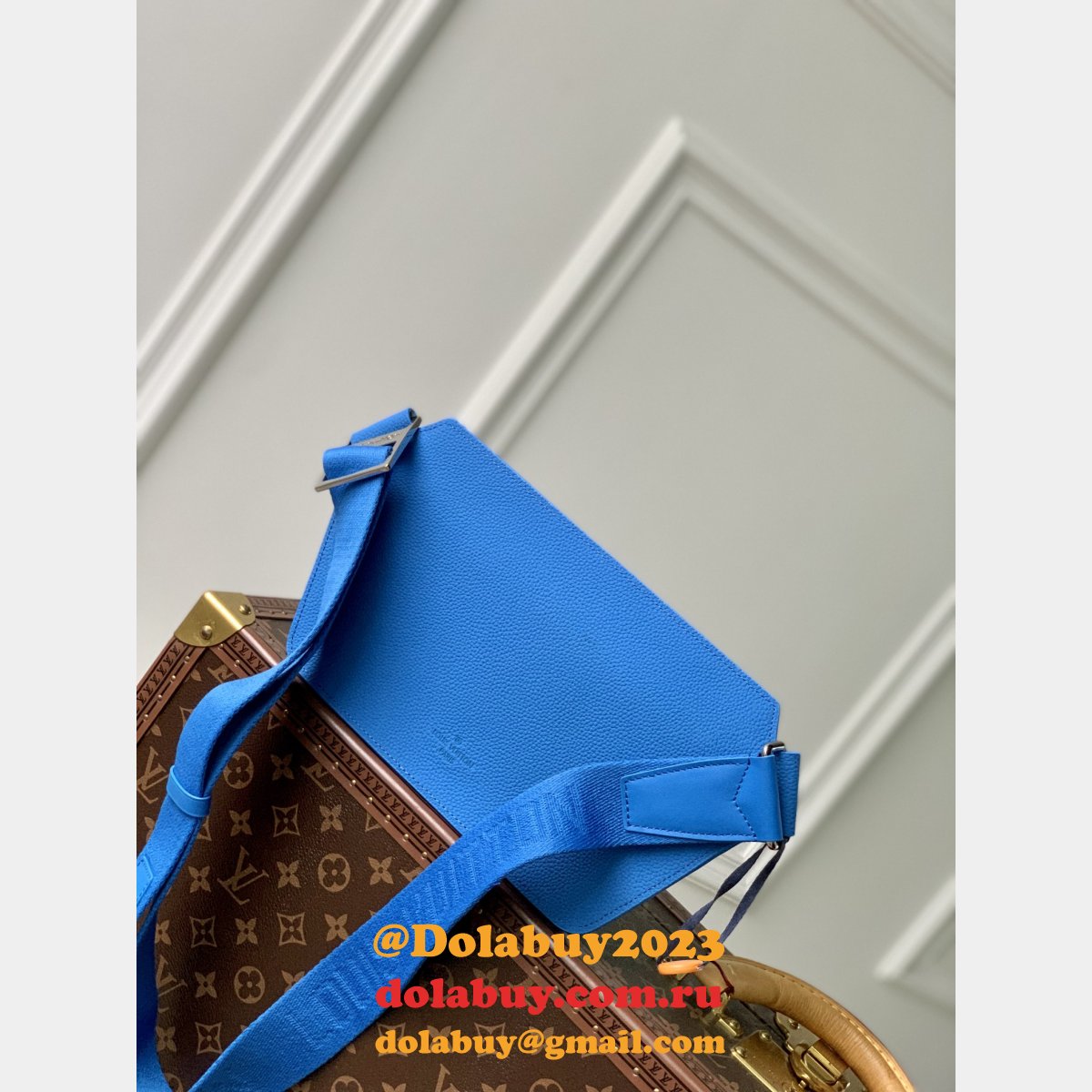 Takeoff Slingbag Louis Vuitton High Quality M22665 LV Aerogram Bag