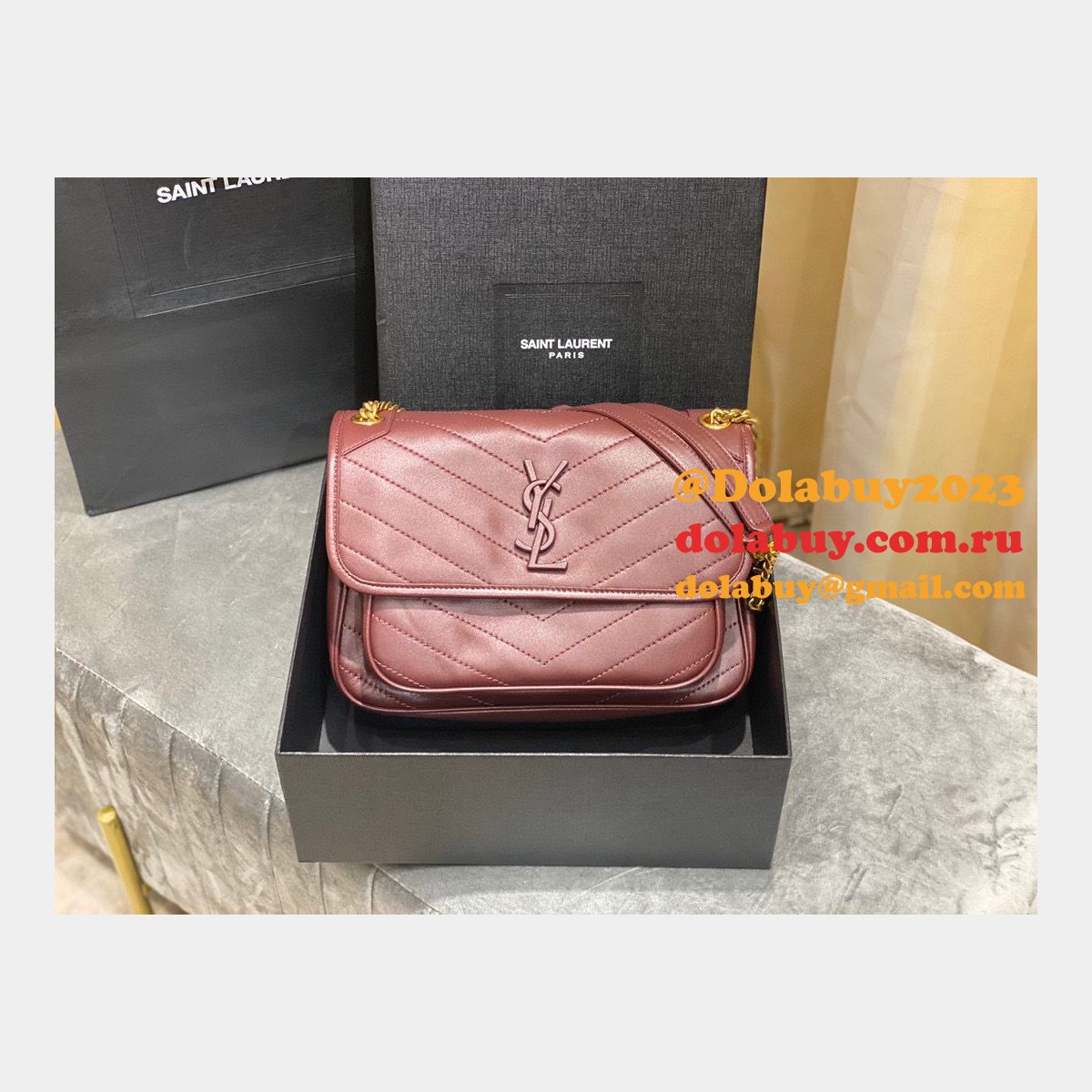 Top YSL Saint Laurent 28CM leather bags