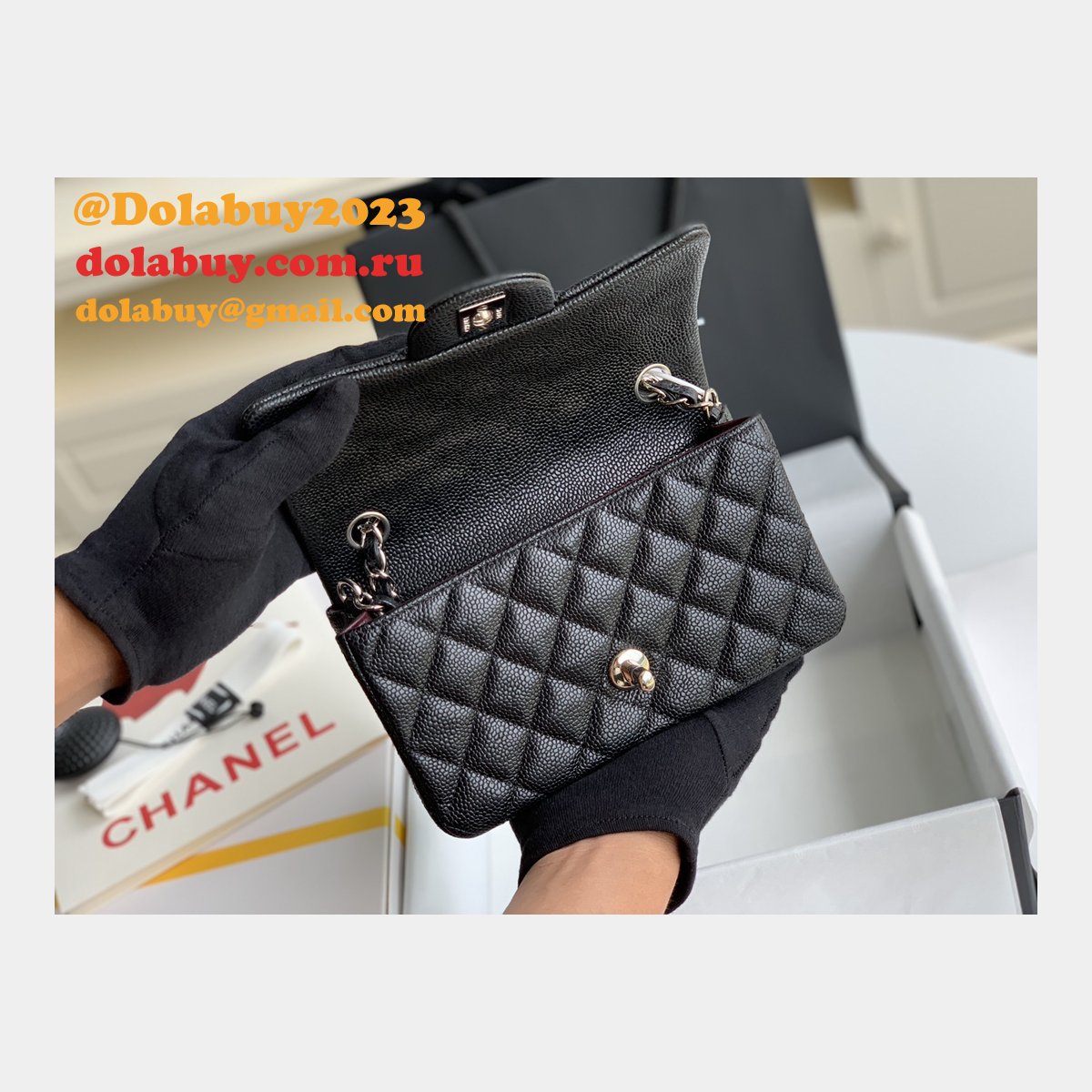 Top Quality CC Caviar Leather Flap Bag 1116 20CM