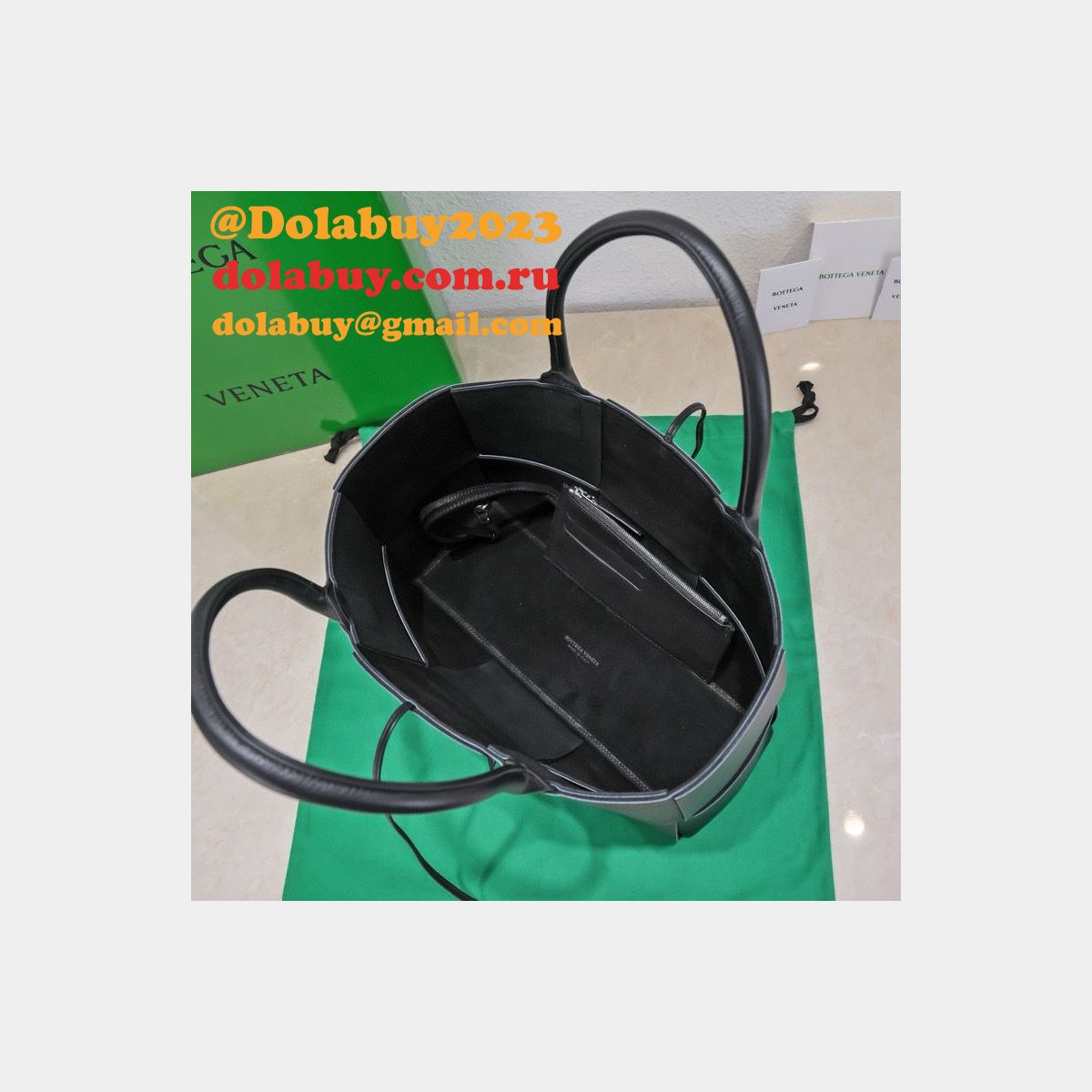 Luxury BOTTEGA VENETA Medium Arco Tote Bag 36CM