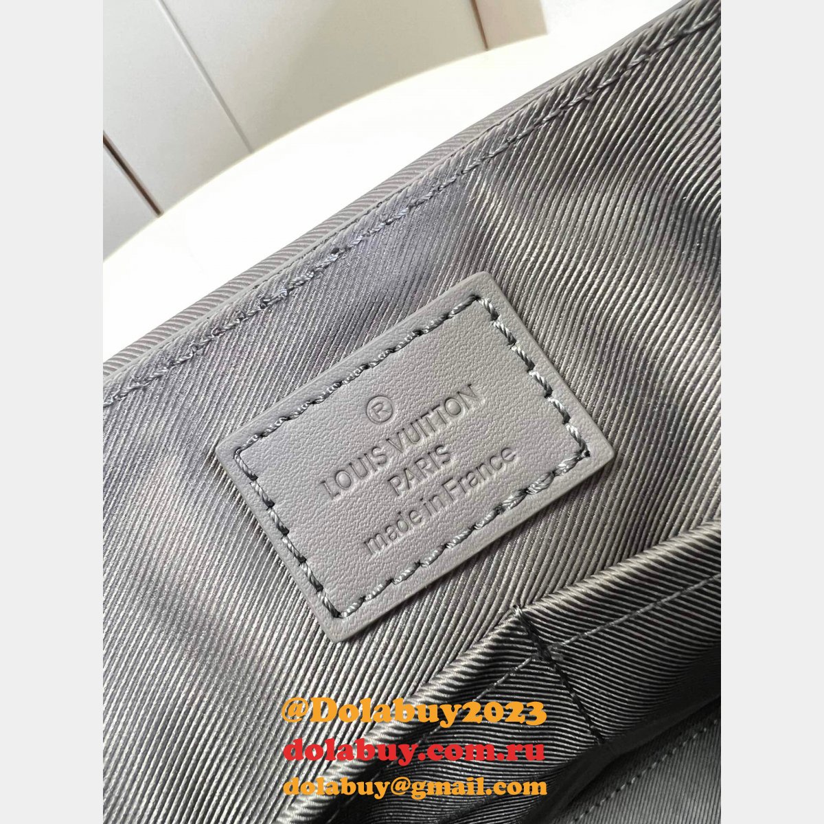 Louis Vuitton Fake Takeoff Messenger LV Aerogram Men M57080 Bag