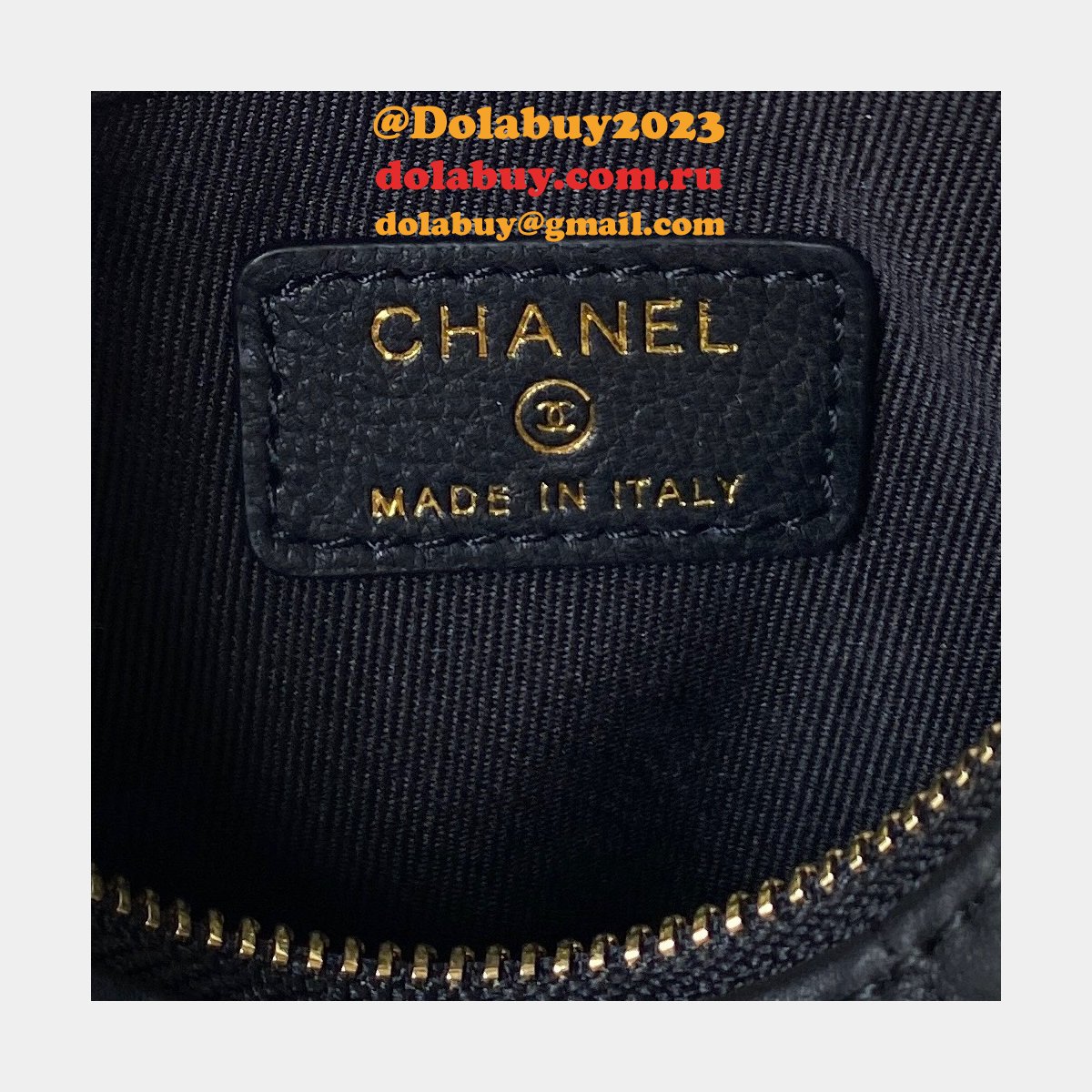 Dolabuy Is A Replicas Clutch Chain Lambskin AP3232 Perfect Bag