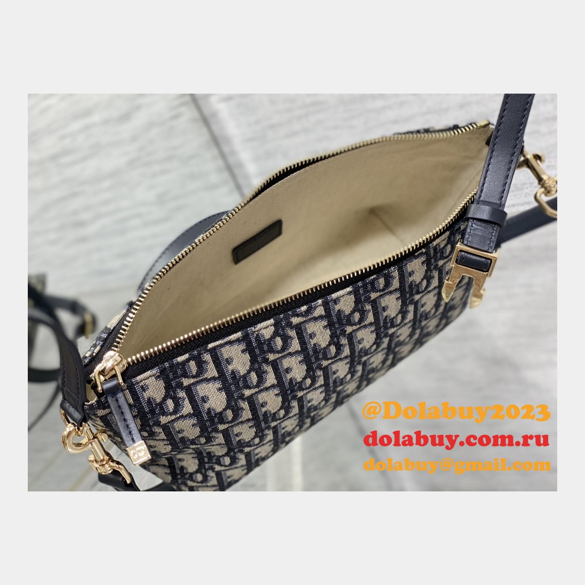 Dior Oblique Jacquard Replica 3103 Diortravel Nomad Pouch Blue