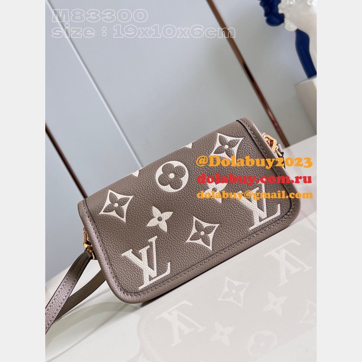 Nano Diane Bicolor M83300 Replica New Arrival Louis Vuitton Bag