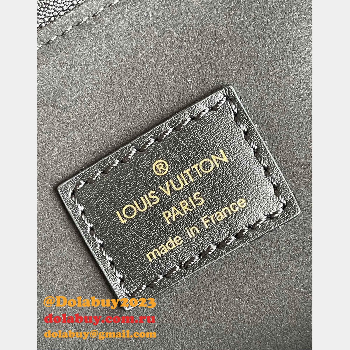 High Quality Louis Vuitton M57729/M57728 On My Side PM Greige/Black