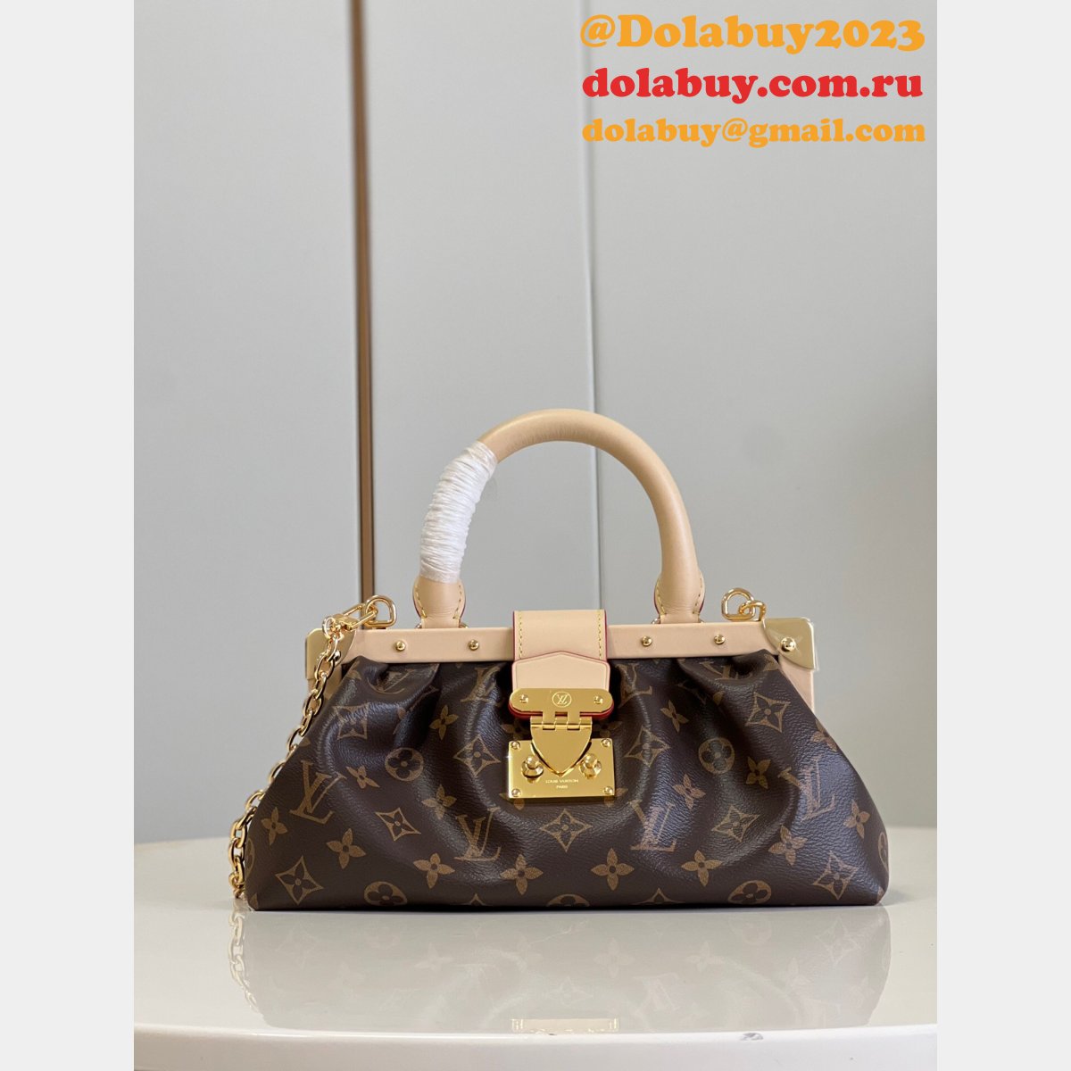 Monogram Clutch Louis Vuitton Replica M46544 Chain Bags