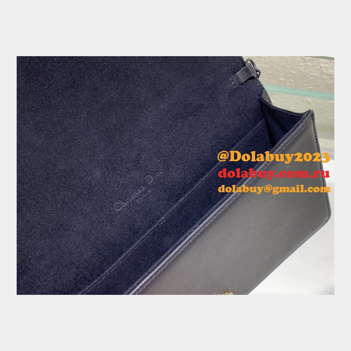 Top Fashion Designer Replica WOC 22cm Handbags Sell Online