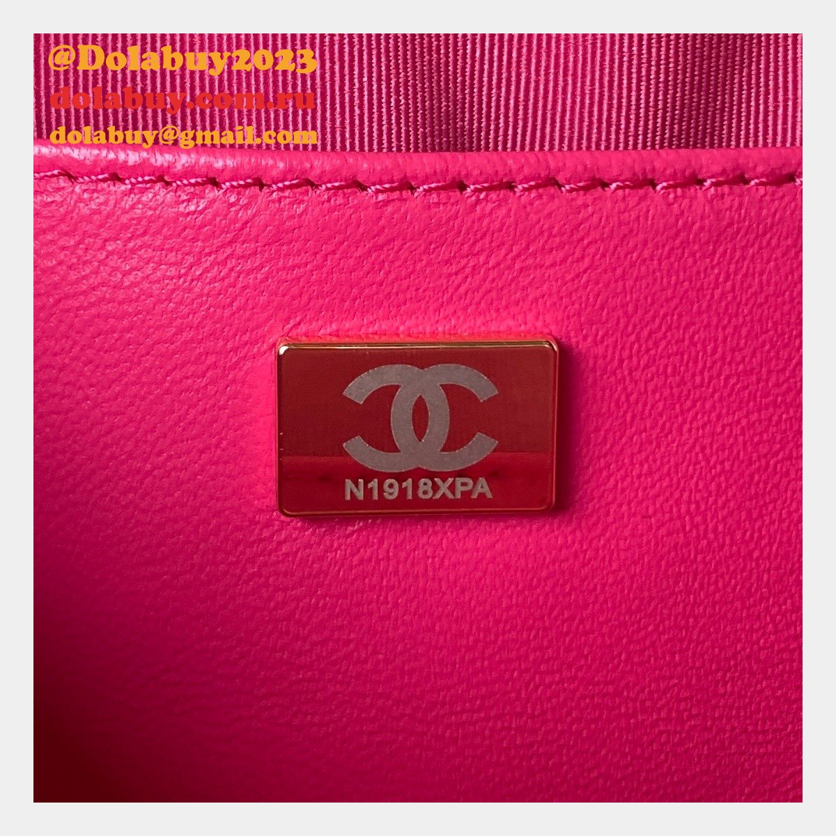 Perfect Star Clutches Metallic AS4579 Replica Designer Handbag