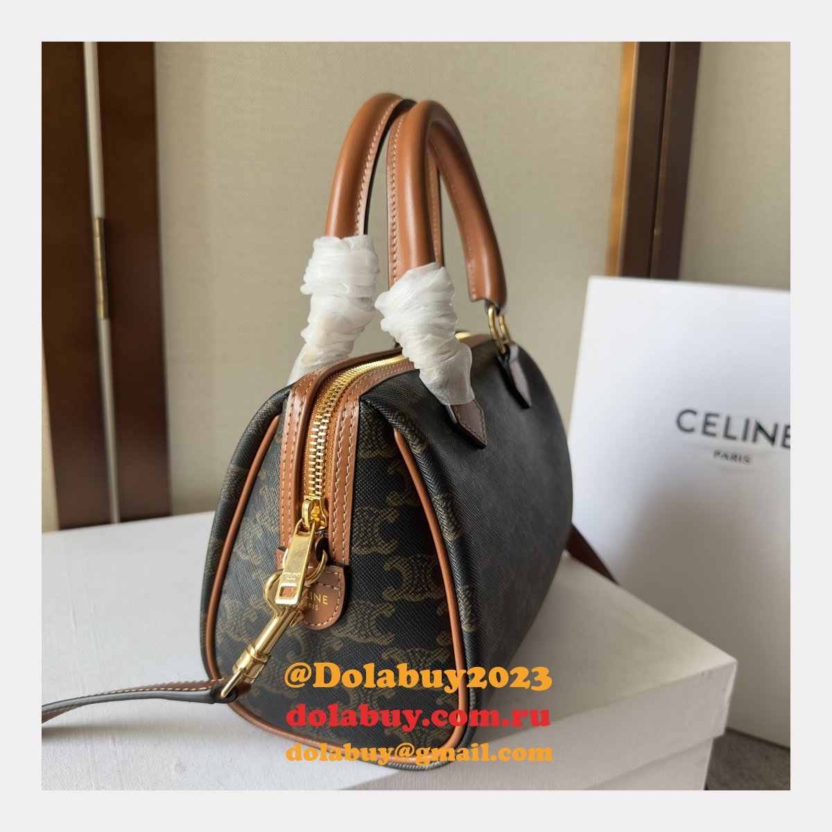 Luxury Celine 197582 Triomphe Small Boston Bag