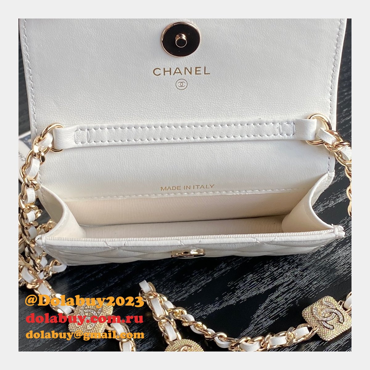 Designer Replica Clutch With Chain AP4315 Bag
