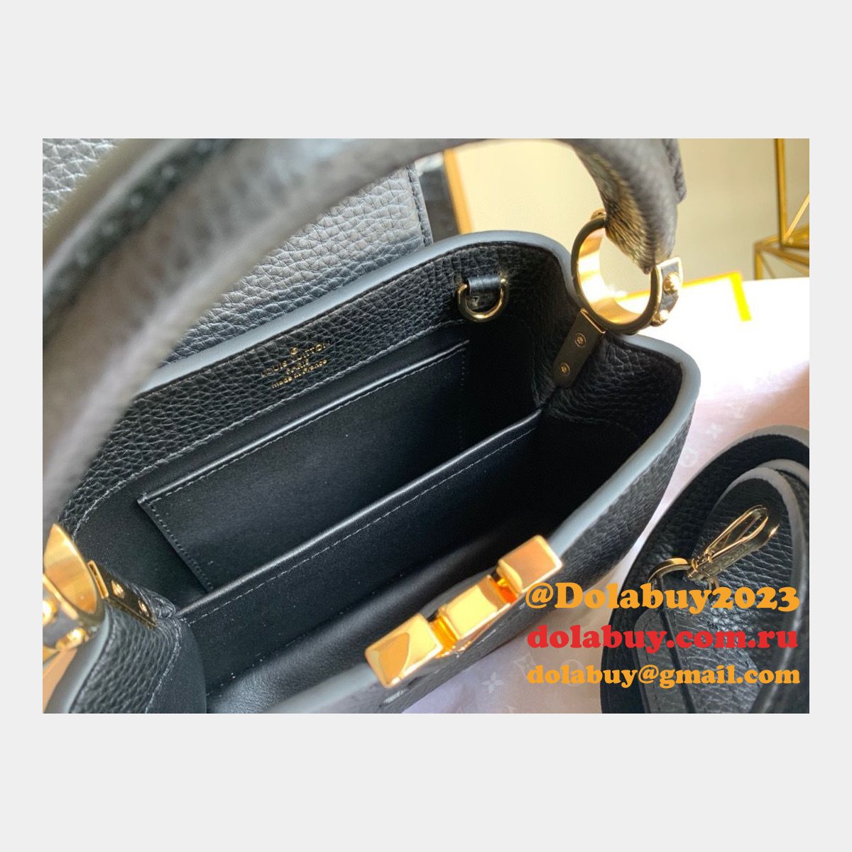 LOUIS VUITTON CAPUCINES REPLICA HANDBAGS WHOLESALE M56071