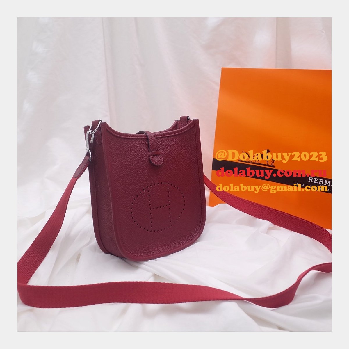 Hermes Evelyne Bag Pink Clemence leather Rose Tyrien