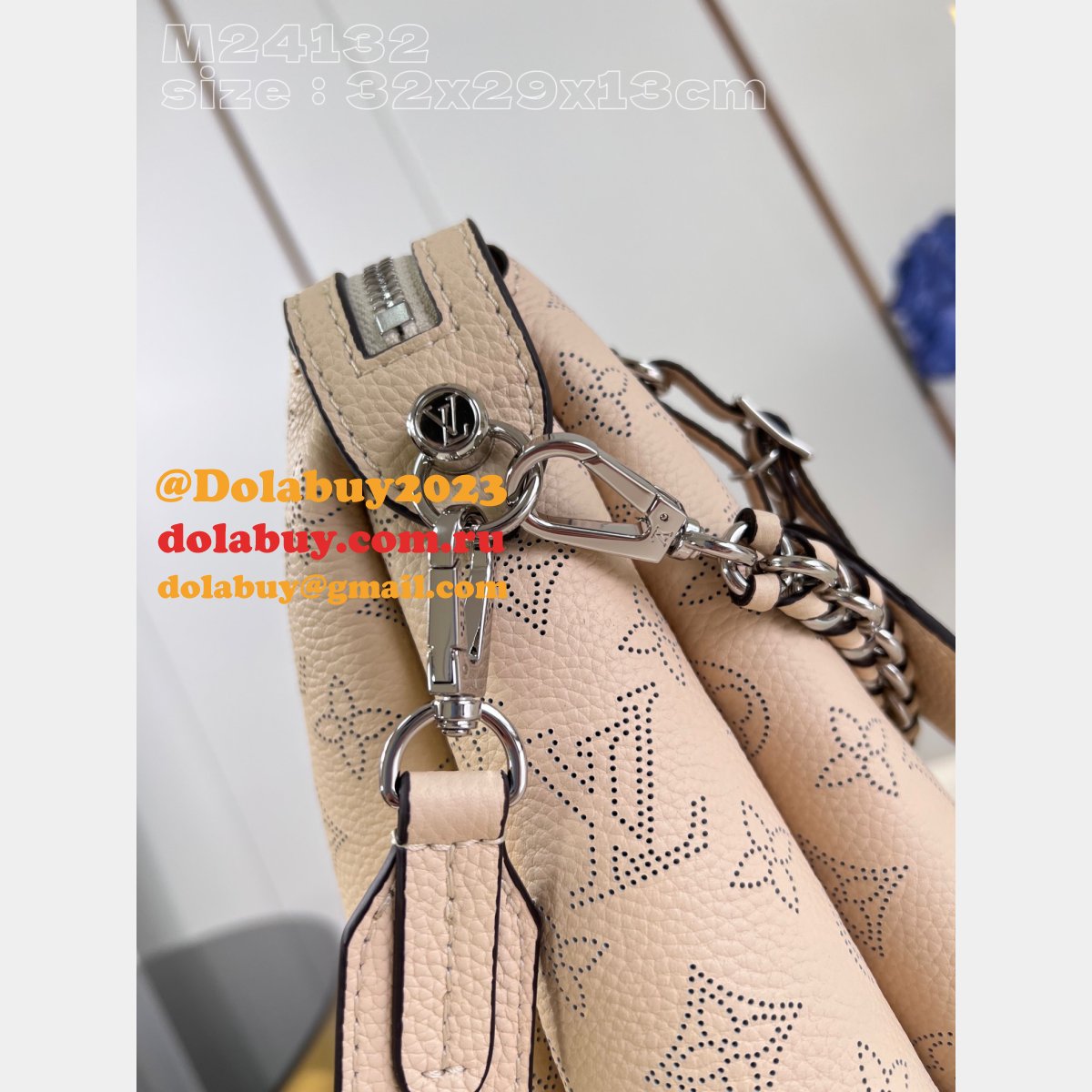 Hand It All MM Mahina M24133/M24132 Designers Louis Vuitton Fake Bag