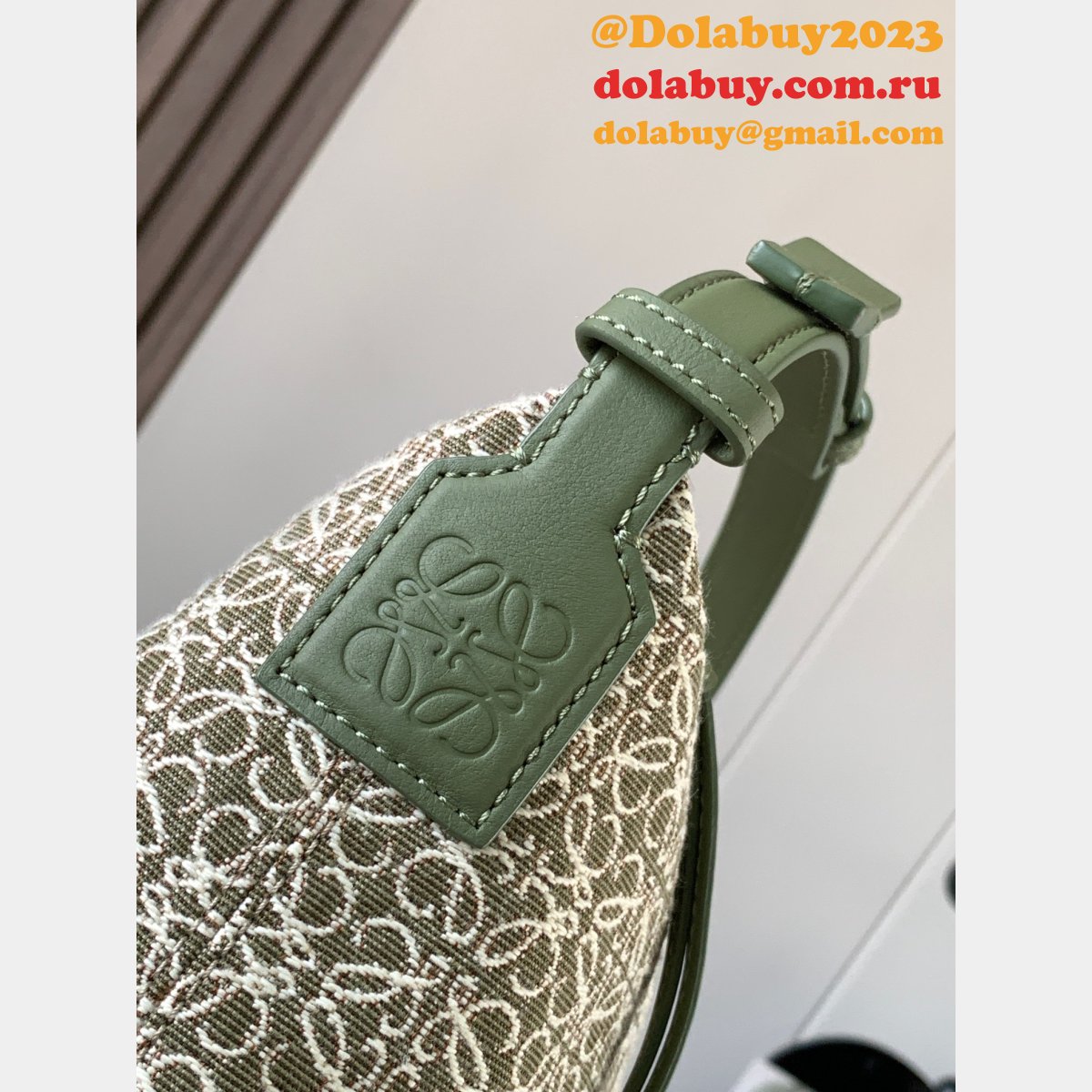 Luxury Cubi bag in Anagram jacquard and calfskin 21cm/35CM