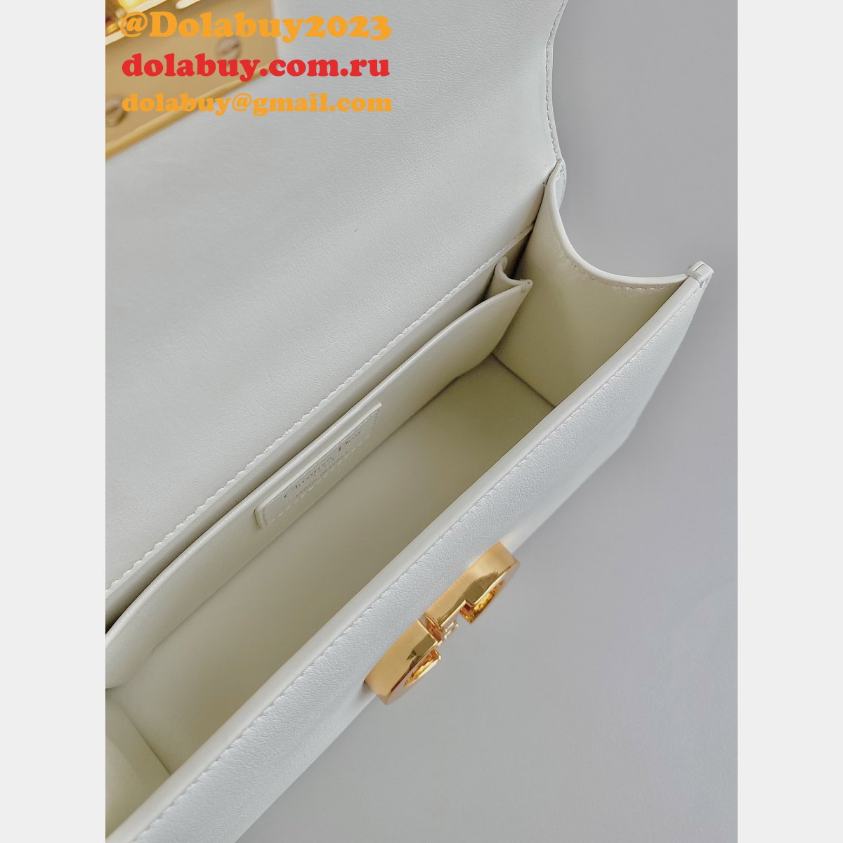 Replica Dior Black/White Montaigne High Quality 9207 Bag 21.5CM