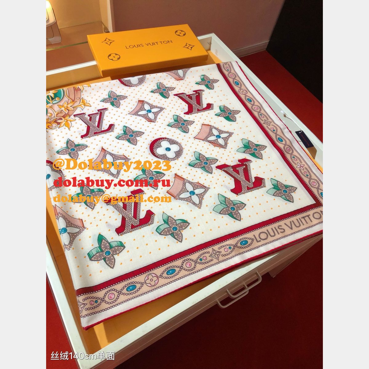 Wholesale Designer Louis Vuittons Cashmere Scarf