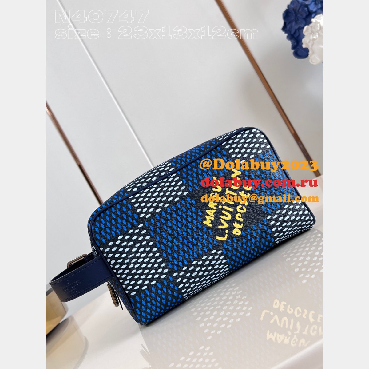 High Top Replicas Locker Dopp Kit N40747 Louis Vuitton Bag