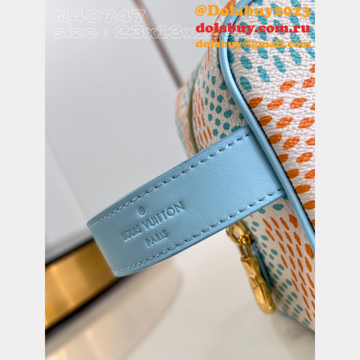 High Top Replicas Locker Dopp Kit N40747 Louis Vuitton Bag